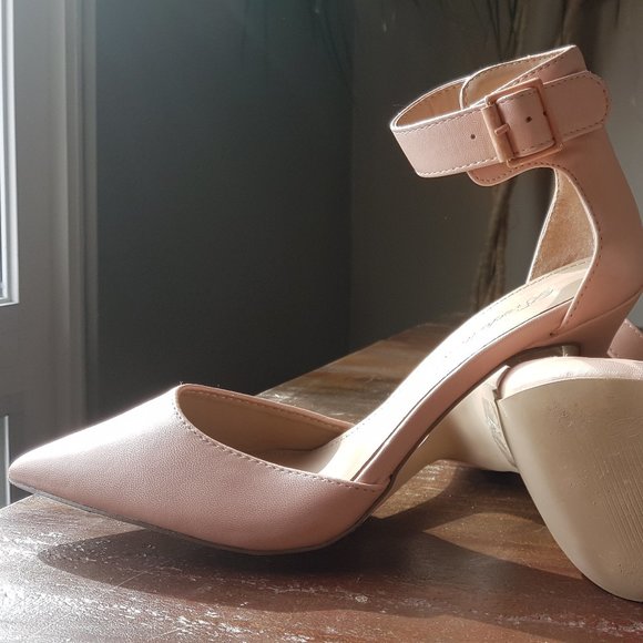 Blush Heels - Breckelle's - Picture 3 of 6